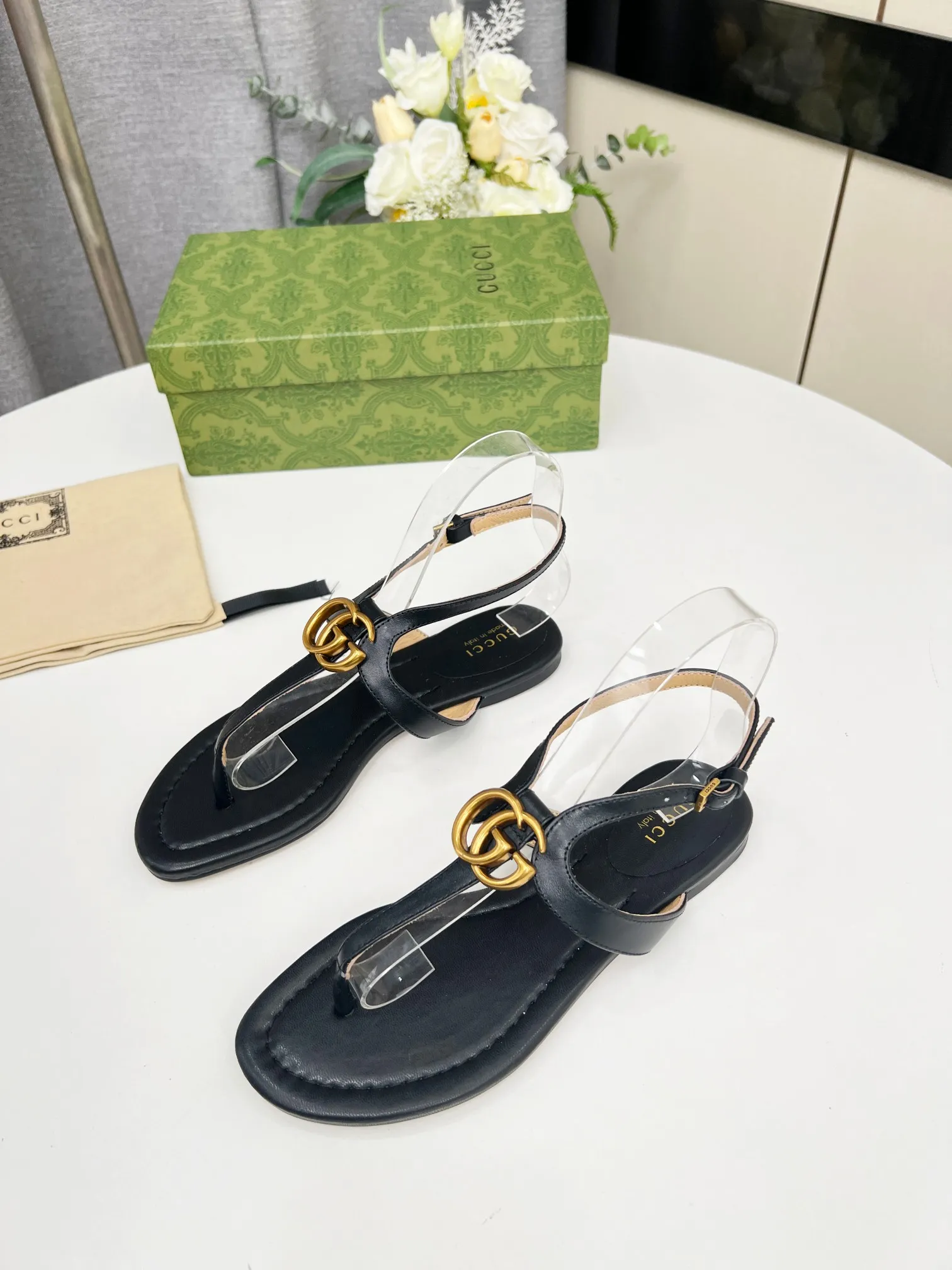 👟👟Ex-factory price P360👟👟 Women's shoe factory GUCCI official latest model, 5 colors optional, counter 1:1, code number: 35-43, (genuine leather base plus 30)
